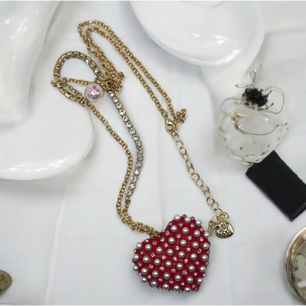 Betsey Johnson Necklace XOXO Red Heart Long Crystal Gold‎ Tone 32"-38"